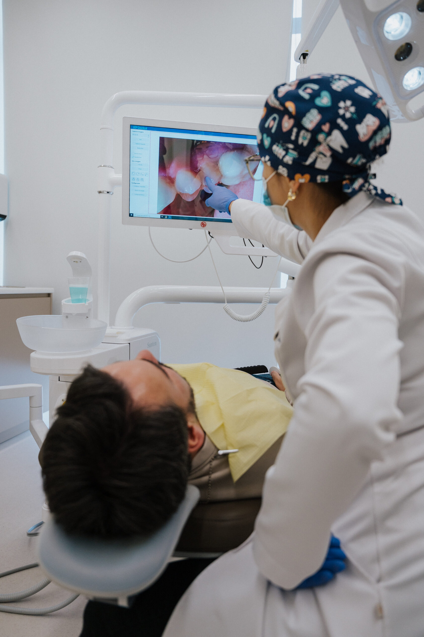 Consulta de medicina dentária na MogaClinic em Mogadouro